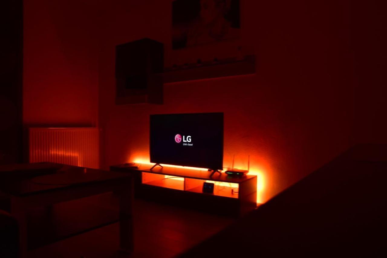 Apartament Dabe Hd Hunedoara Eksteriør billede