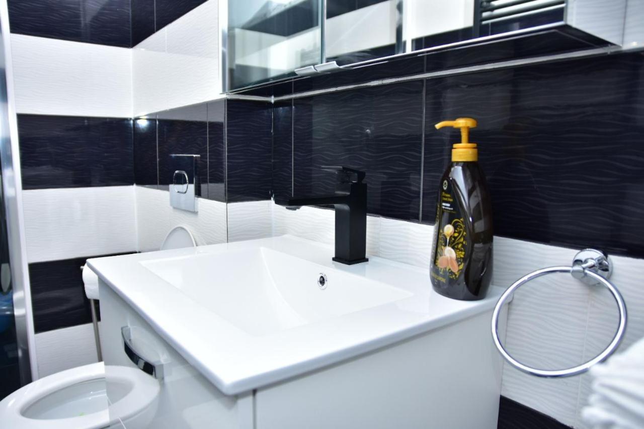 Apartament Dabe Hd Hunedoara Eksteriør billede