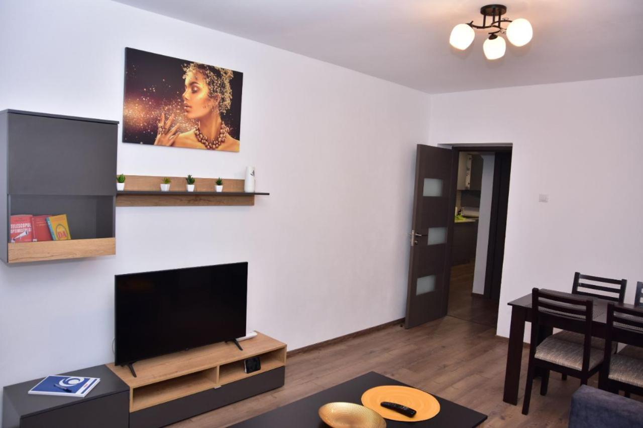 Apartament Dabe Hd Hunedoara Eksteriør billede