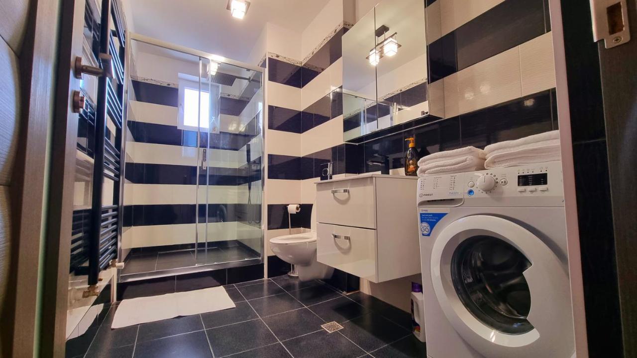 Apartament Dabe Hd Hunedoara Eksteriør billede