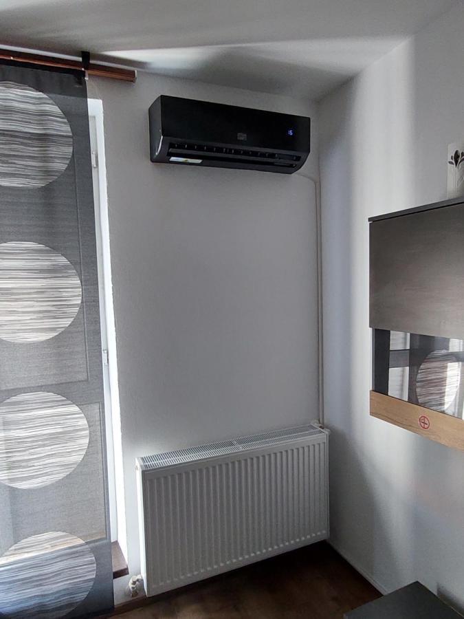 Apartament Dabe Hd Hunedoara Eksteriør billede